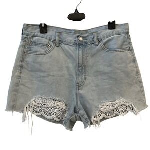 American Eagle Outfitters Mom Shorts Light Wash Denim Lace Trim Distress Size 12